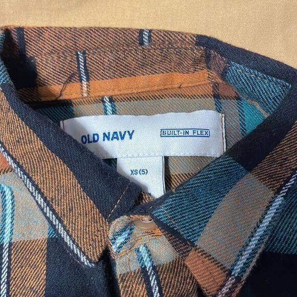 💙EUC Old Navy Plaid flannel utility pocket button down shirt size 5🧡 - Picture 2 of 5